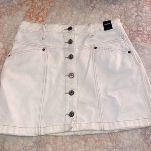 NEW ABERCROMBIE & FITCH WHITE DENIM BUTTON SKIRT